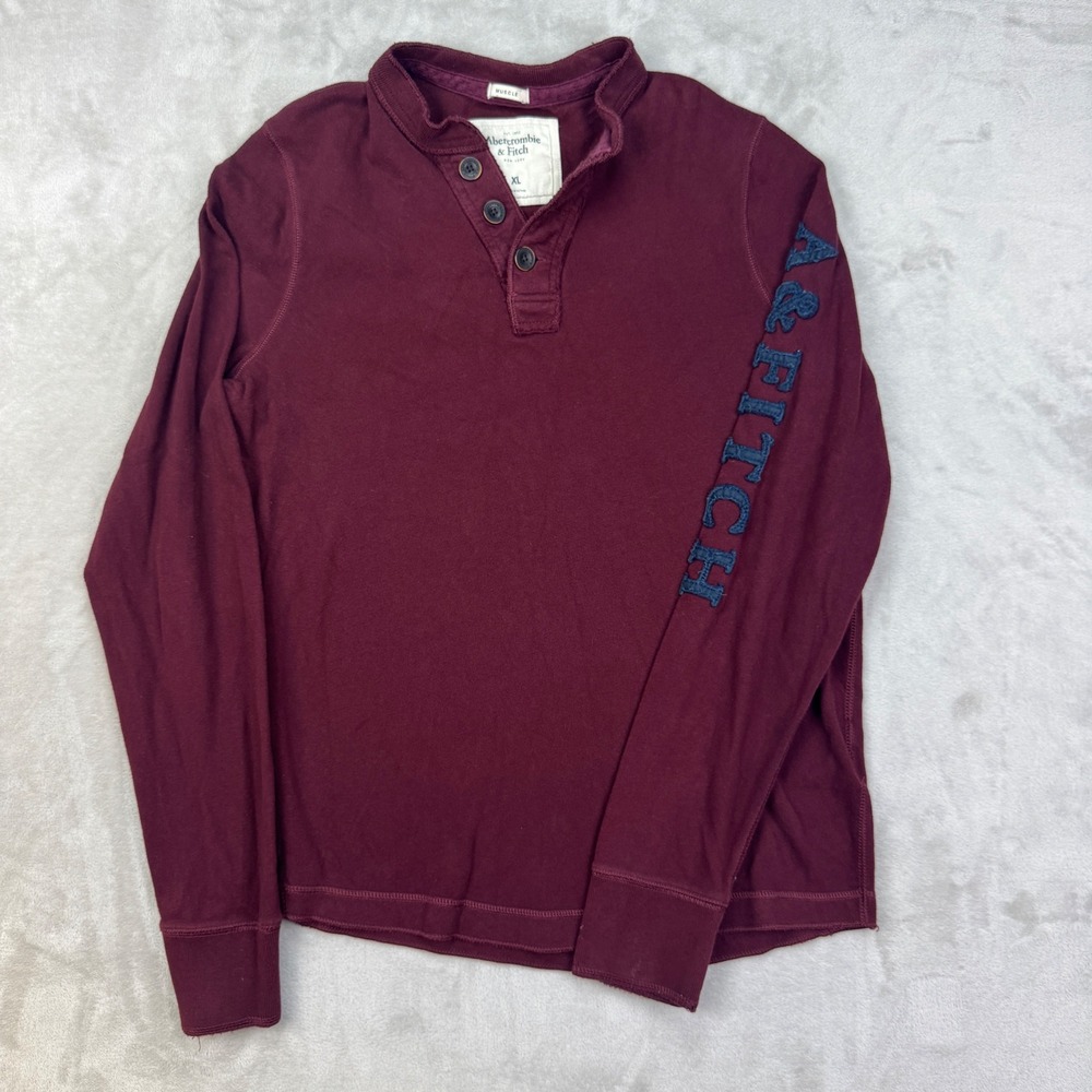 Abercrombie & Fitch Henley Mens XL Red Muscle Fit Logo Sleeve Y2K Shirt